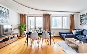Oomph Warsaw Skyline 3Bdr Retreat With Ac
